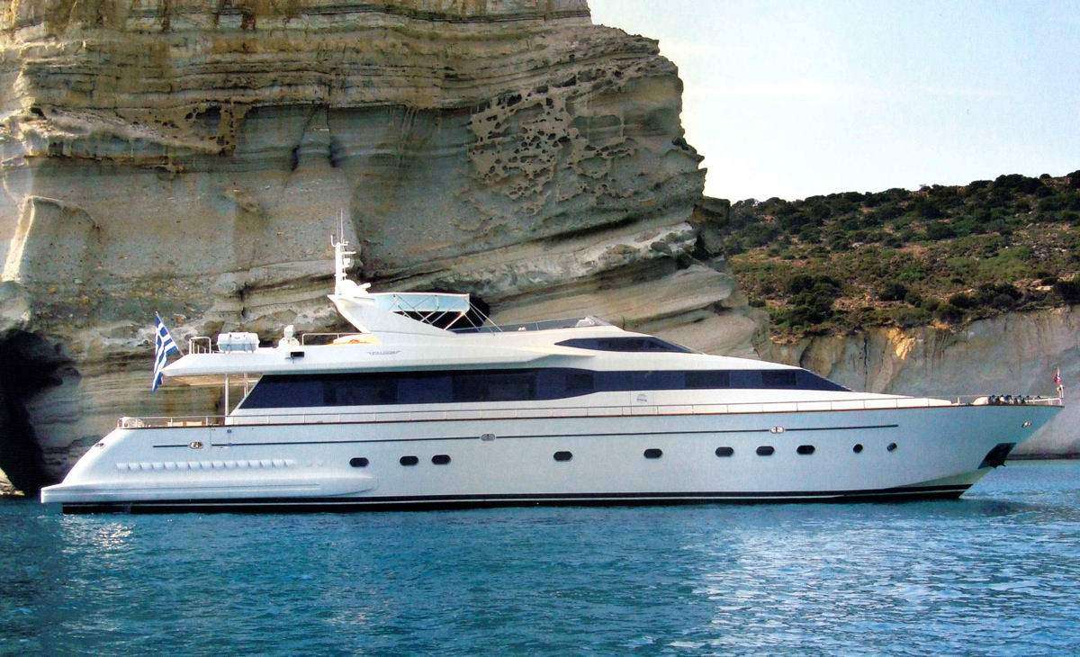 Big yacht in Mykonos